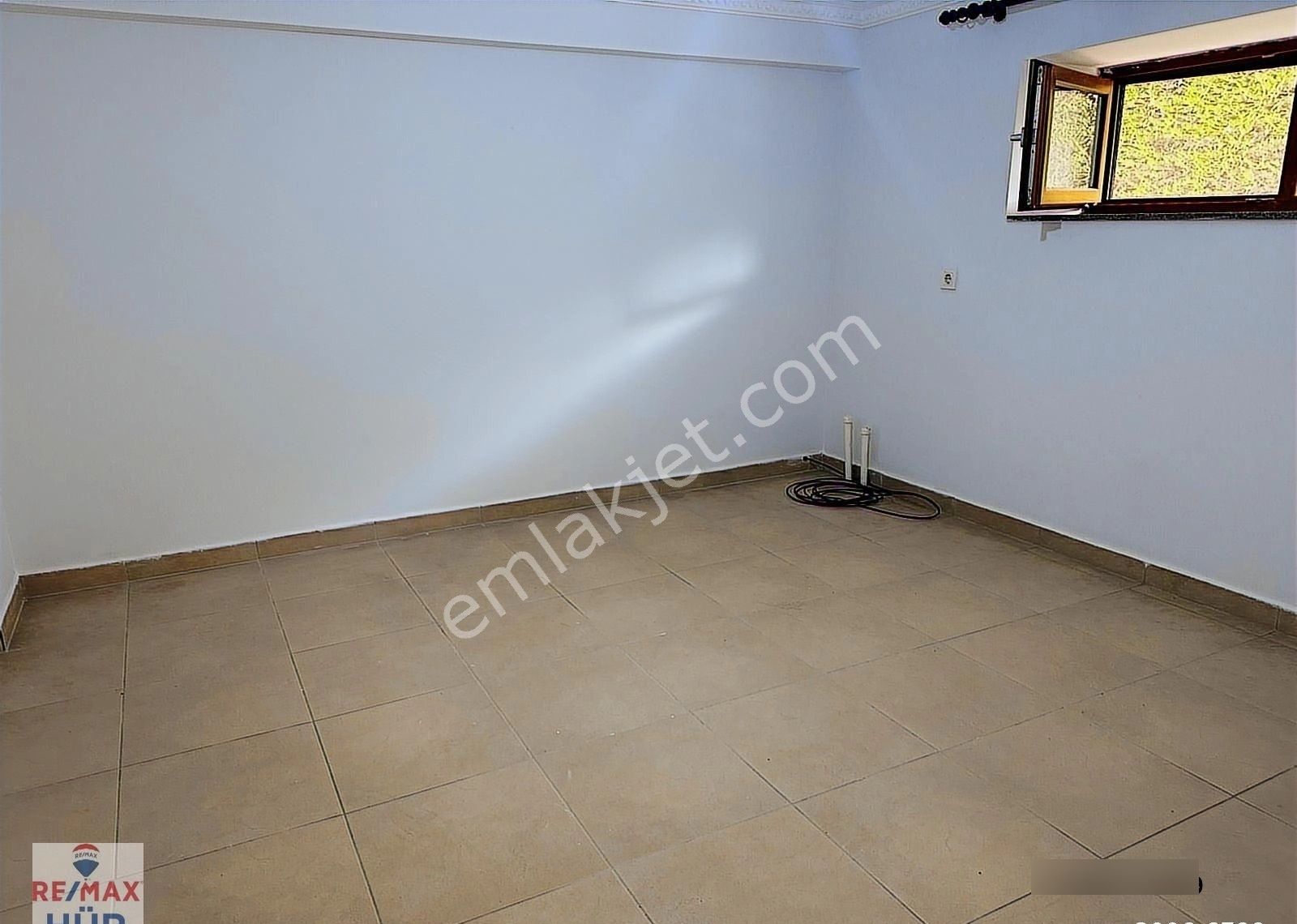 Tekeler Kiralık Ekonomik Daire 3+1 Zemin Kat (bahçeli) - Görsel 6