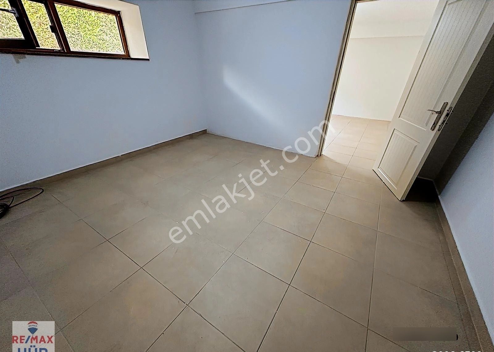 Tekeler Kiralık Ekonomik Daire 3+1 Zemin Kat (bahçeli) - Görsel 31