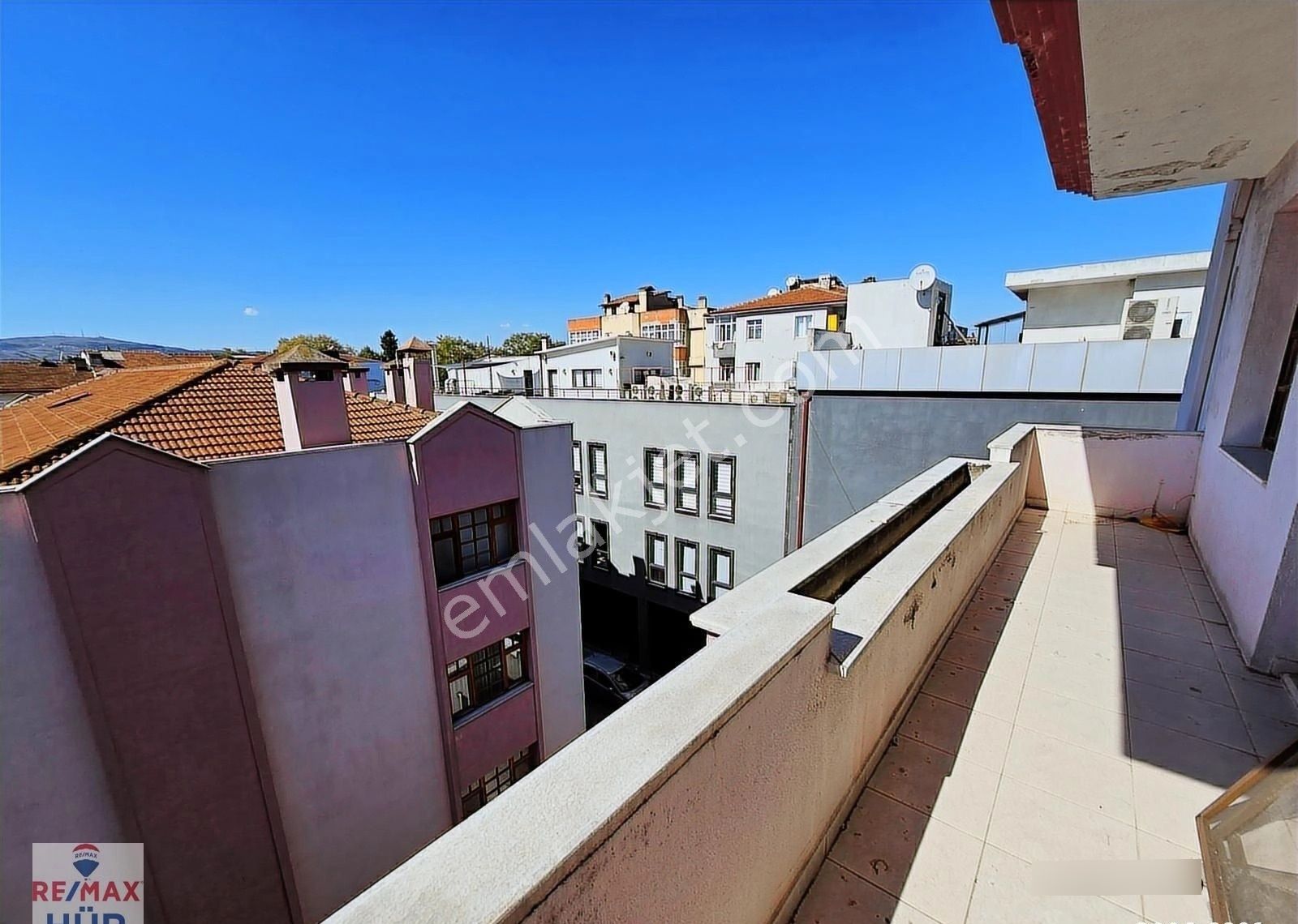 Büyük İndirim Remax Hürden Şehrin Merkezinde Fırsat Eşyalı Daire - Görsel 6