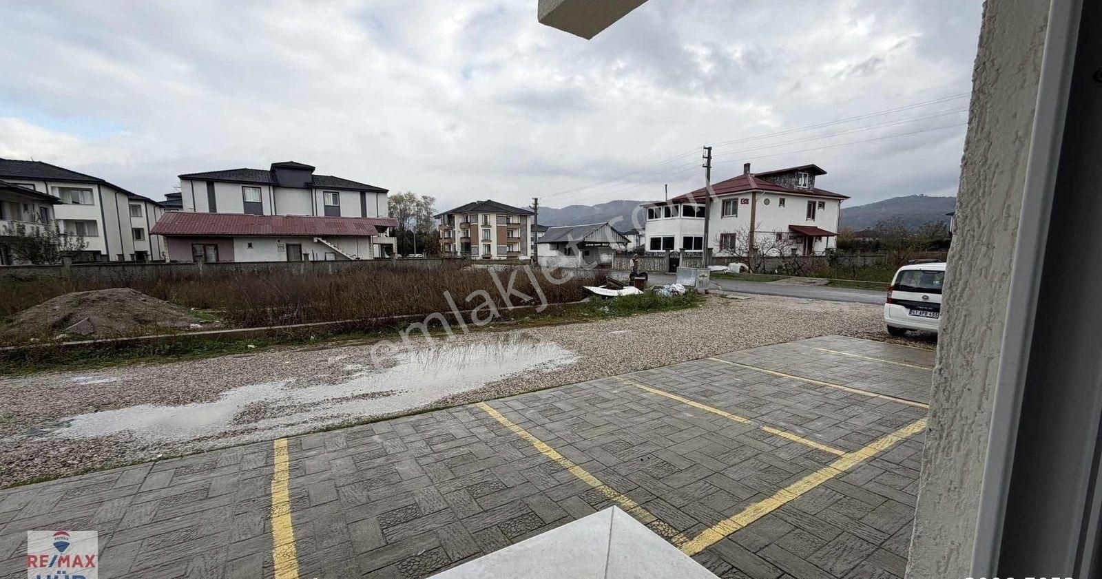 Remax Hür Emrah Tosun"dan Akyazıda Satılık Daire - Görsel 8