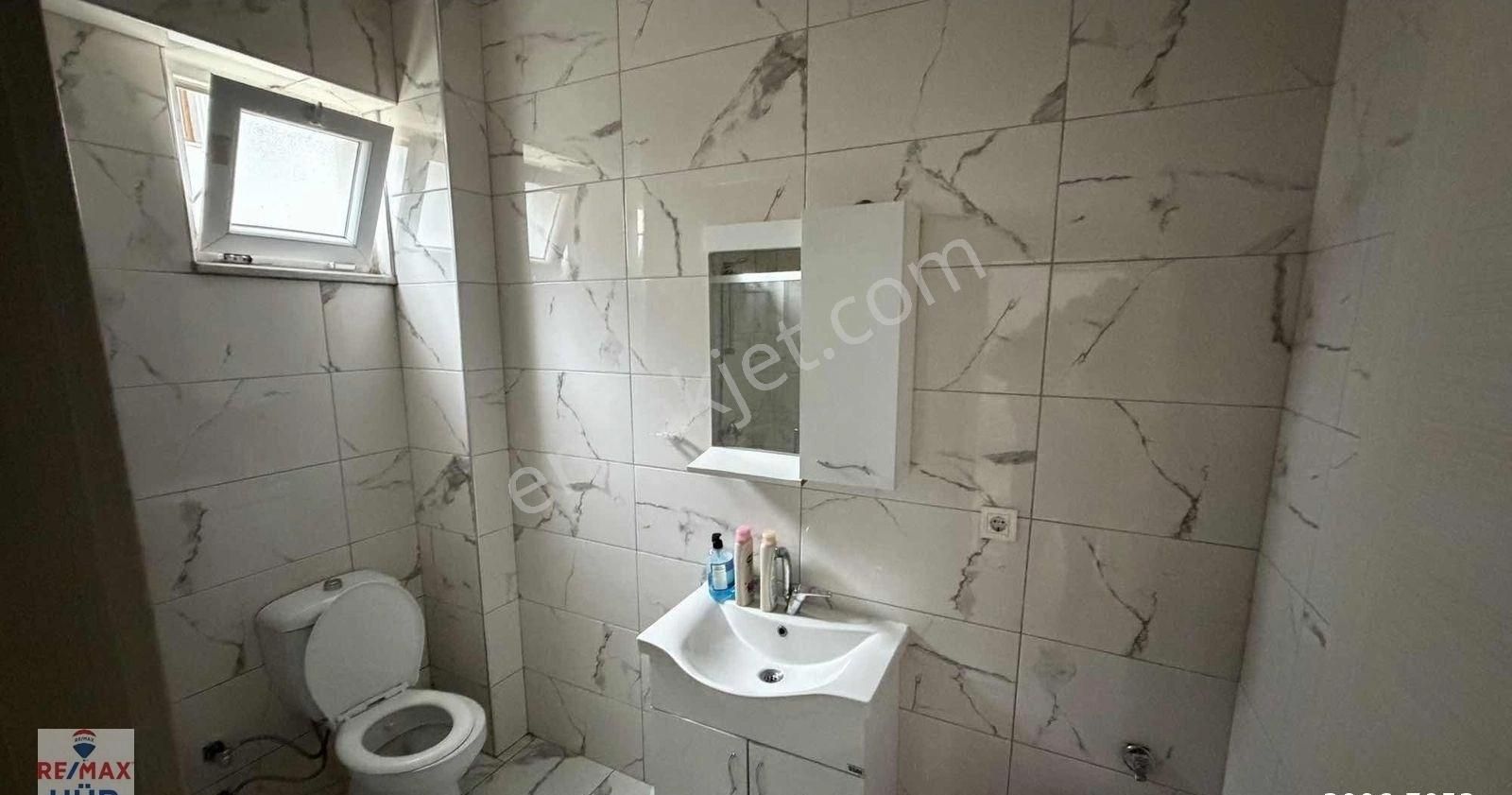 Remax Hür Emrah Tosun"dan Akyazıda Satılık Daire - Görsel 5
