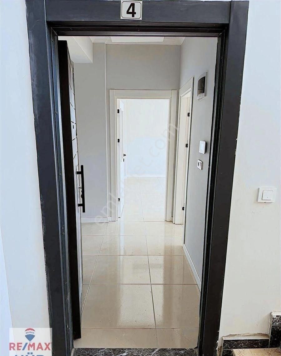 Ömer İnan Remax Hür 2+1 Kiralık Köşe Ara Kat Daire - Görsel 3