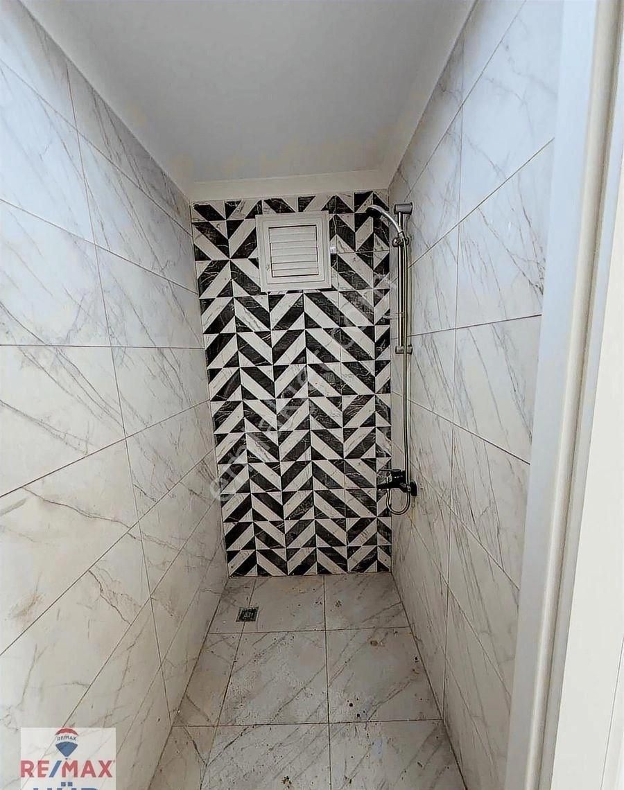 Remax Hür Arifiye Fatih Satılık 2+1 100m2 Sıfır Daire - Görsel 10