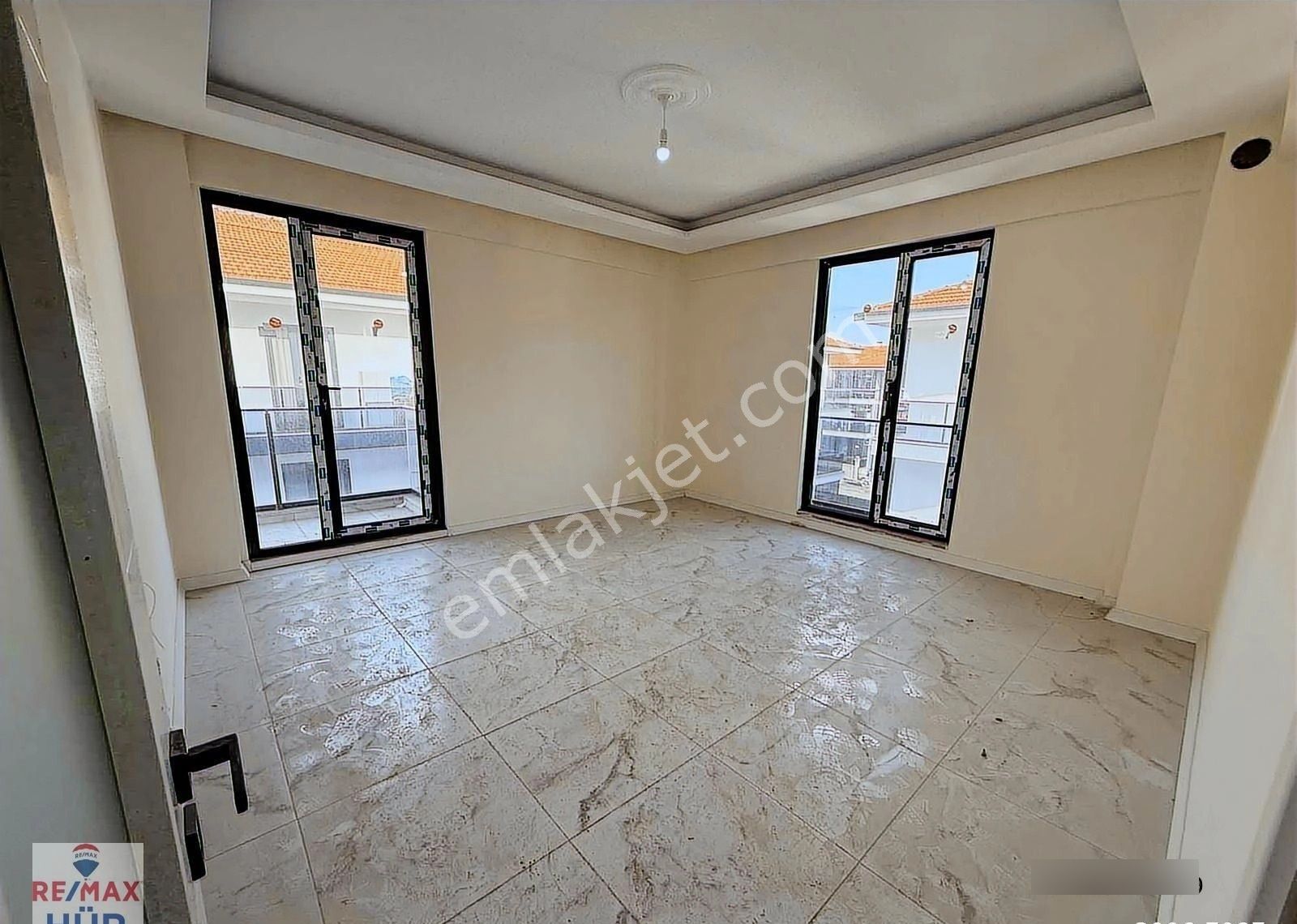 Remax Hür Arifiye Fatih Satılık 2+1 100m2 Sıfır Daire - Görsel 11