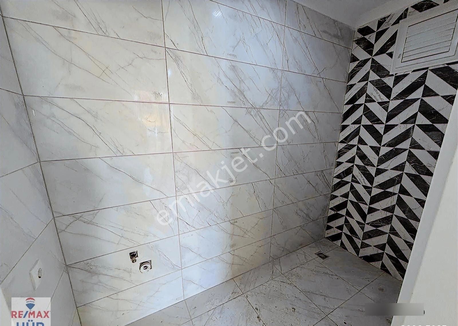 Remax Hür Arifiye Fatih Satılık 2+1 100m2 Sıfır Daire - Görsel 2