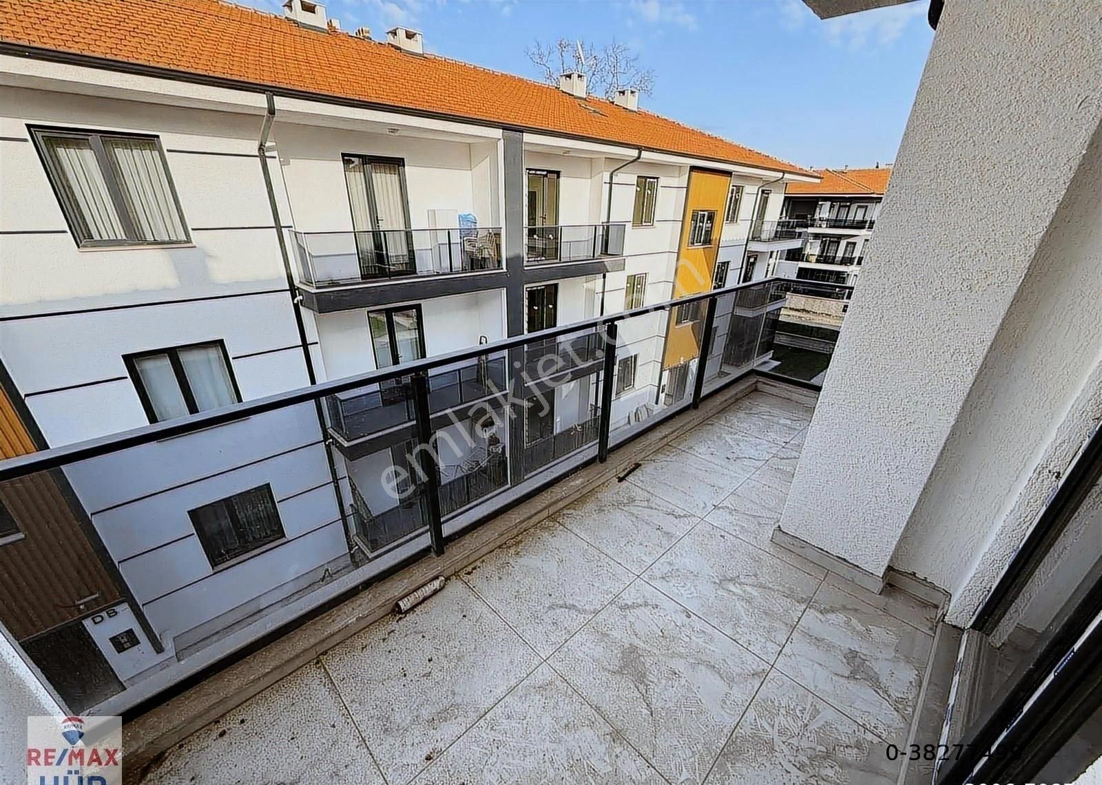 Remax Hür Arifiye Fatih Satılık 2+1 100m2 Sıfır Daire - Görsel 7