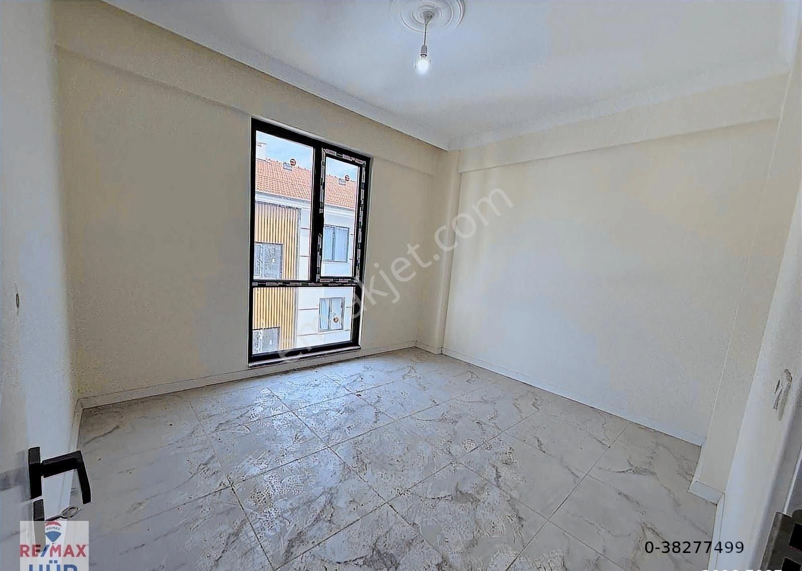 Remax Hür Arifiye Fatih Satılık 2+1 100m2 Sıfır Daire - Görsel 9