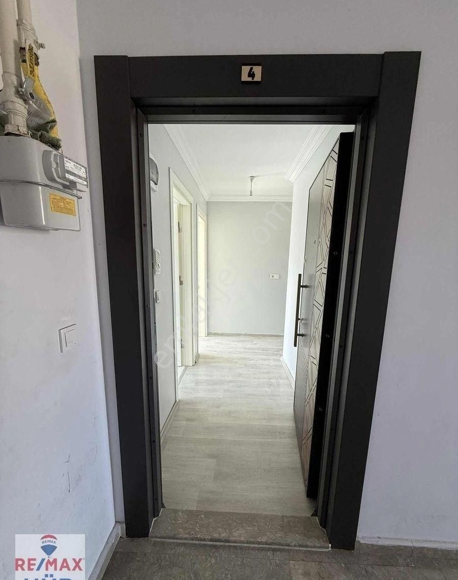 Ömer İnan Remax Fatih Mah. 2+1 100m2 Kiralık Daire - Görsel 3