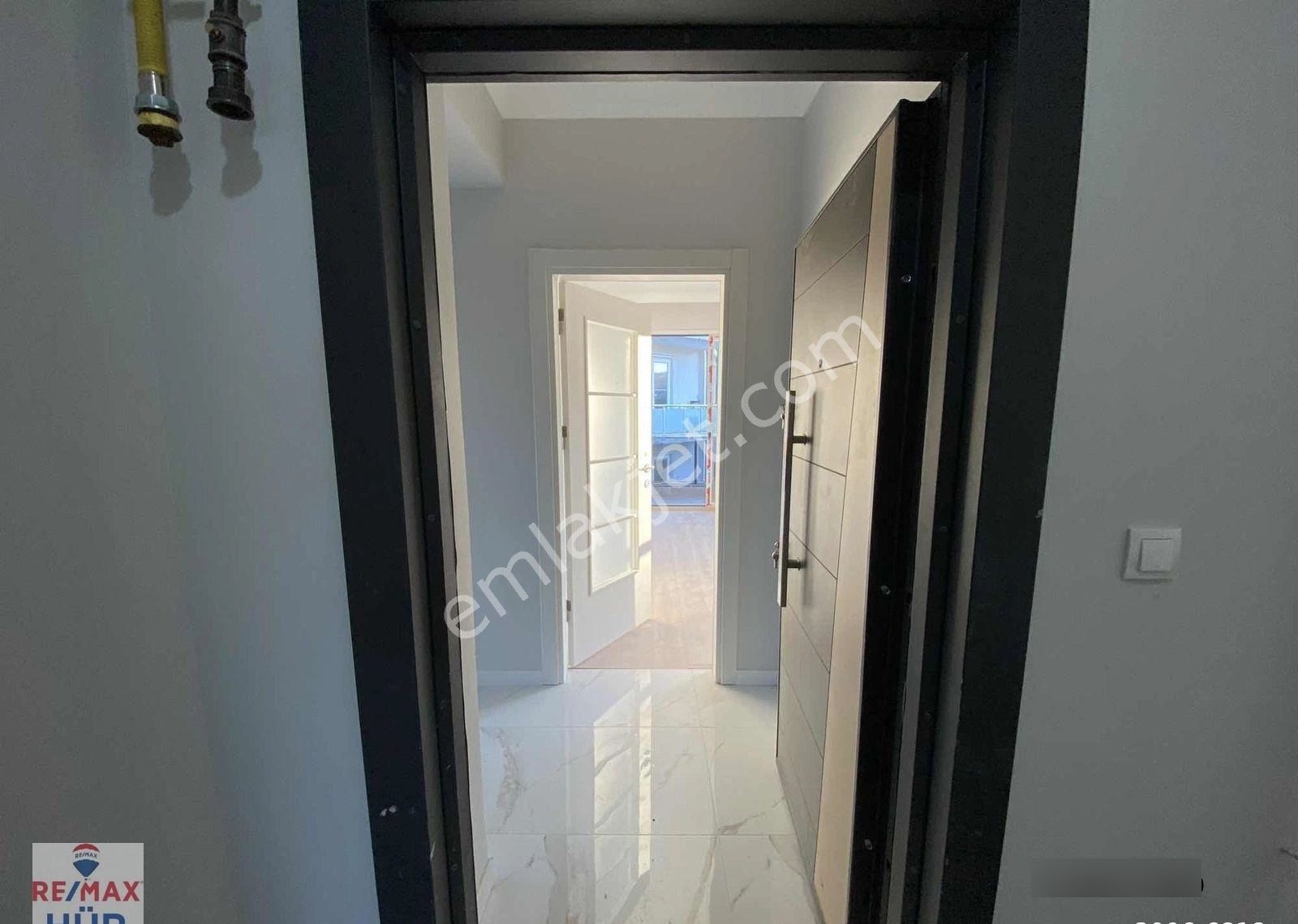 Ömer İnan Remax Kemalpaşa 2+1 Sıfır Kiralık Diş Hastanesi Yakını - Görsel 5