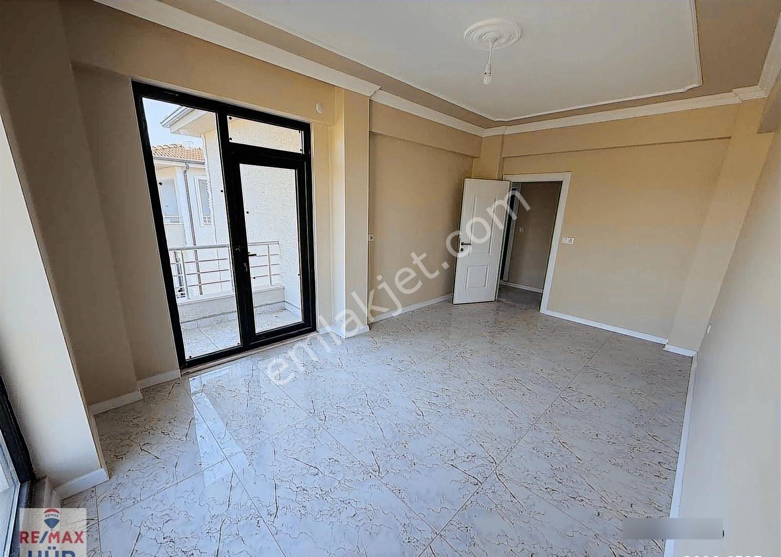 Ömer İnan Remax Hür Arifiye 3+1 Kiralık Sıfır Daire - Görsel 2