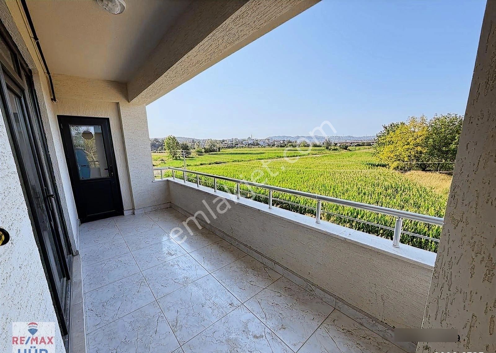Ömer İnan Remax Hür Arifiye 3+1 Kiralık Sıfır Daire - Görsel 14