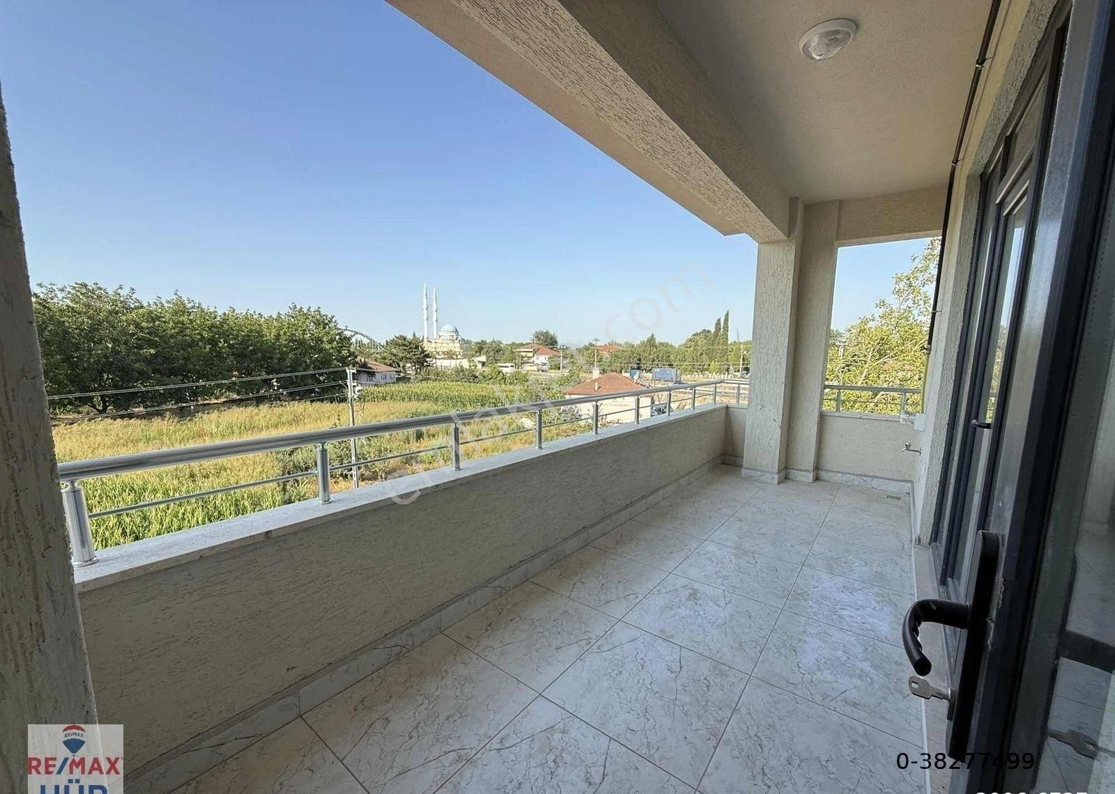 Ömer İnan Remax Hür Arifiye 3+1 Kiralık Sıfır Daire - Görsel 10