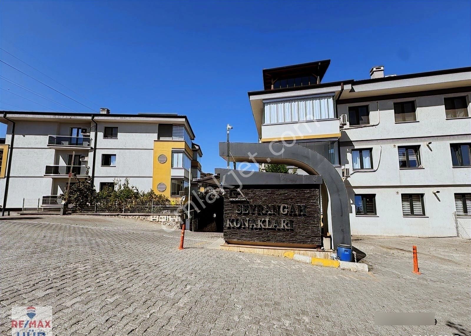 Seyrangah Konaklarında Satılık Şehir Manzaralı Çatı Dubleks - Görsel 15