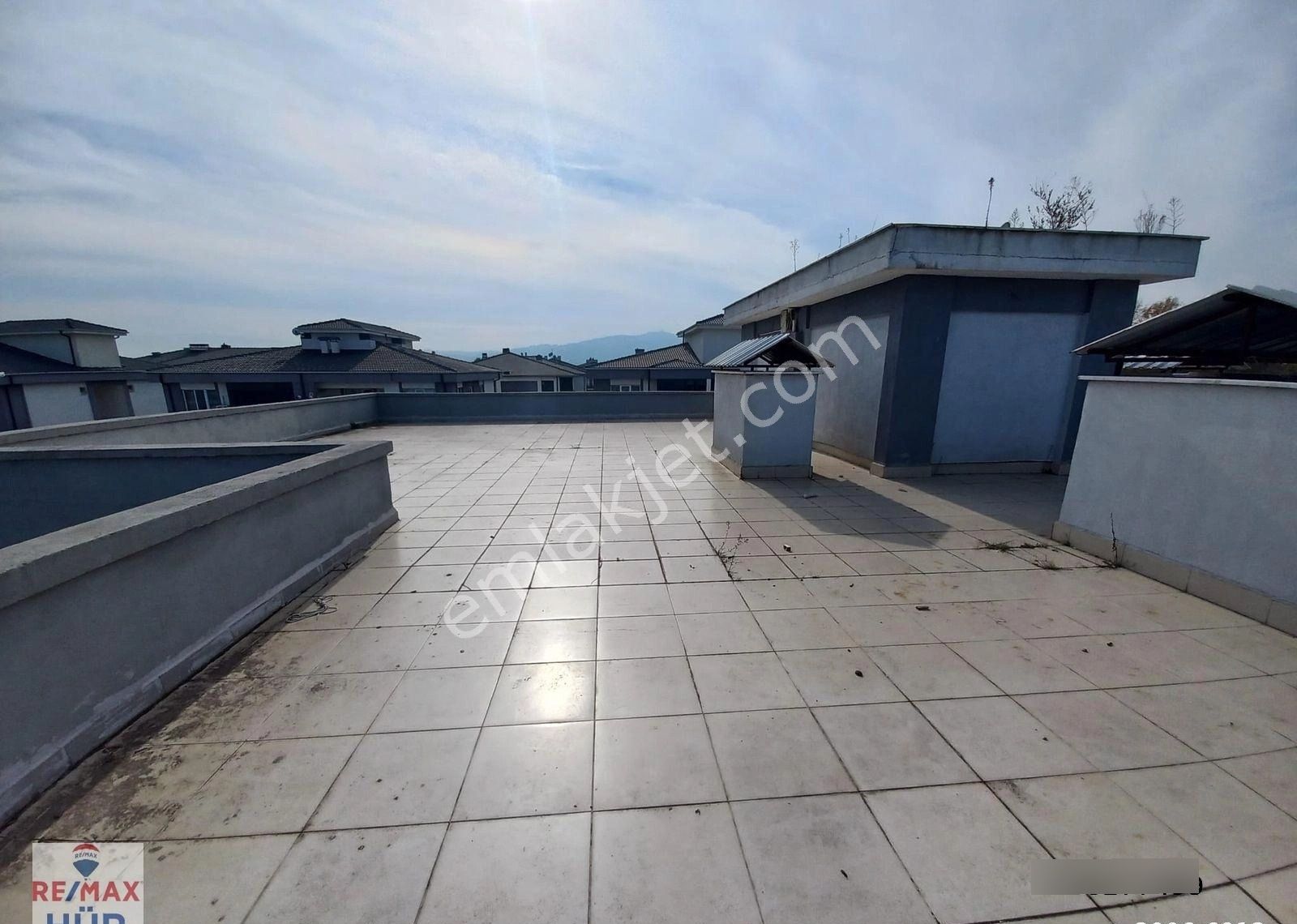 Remax-hür Özlem Şimşek'ten Serdivan Yazlıkta 3+1 Satılık Daire - Görsel 22