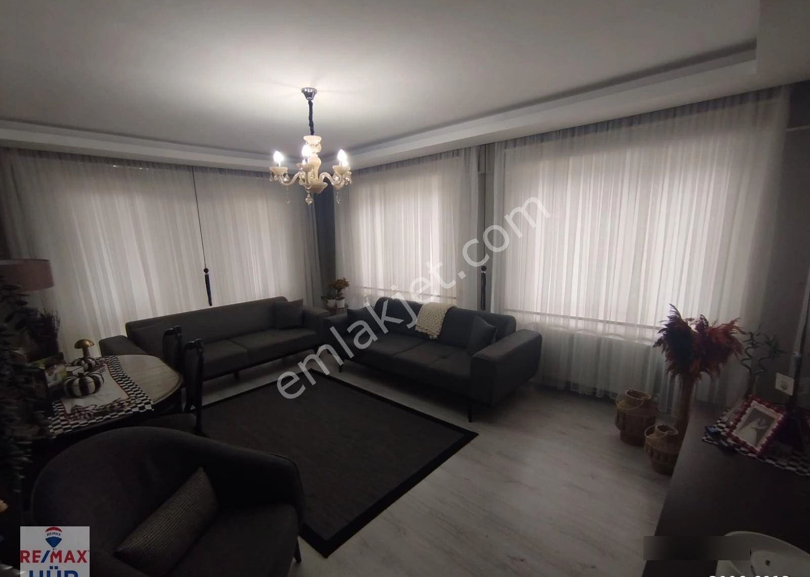 Remax-hür Özlem Şimşek'ten Serdivan Yazlıkta 3+1 Satılık Daire - Görsel 4