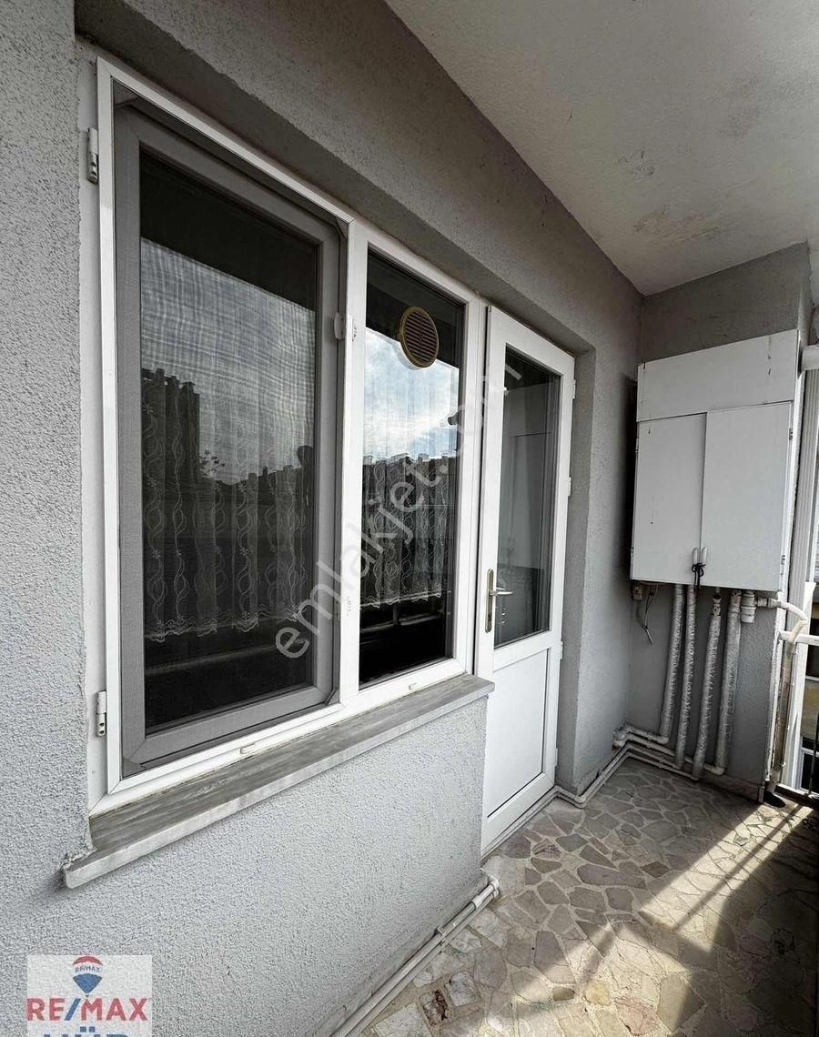 Remax İlke Aydaş'tan Merkezi Lokasyonda Yenilenmiş 3+1 Satılık - Görsel 30