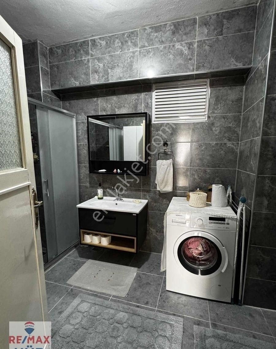 Remax İlke Aydaş'tan Merkezi Lokasyonda Yenilenmiş 3+1 Satılık - Görsel 21