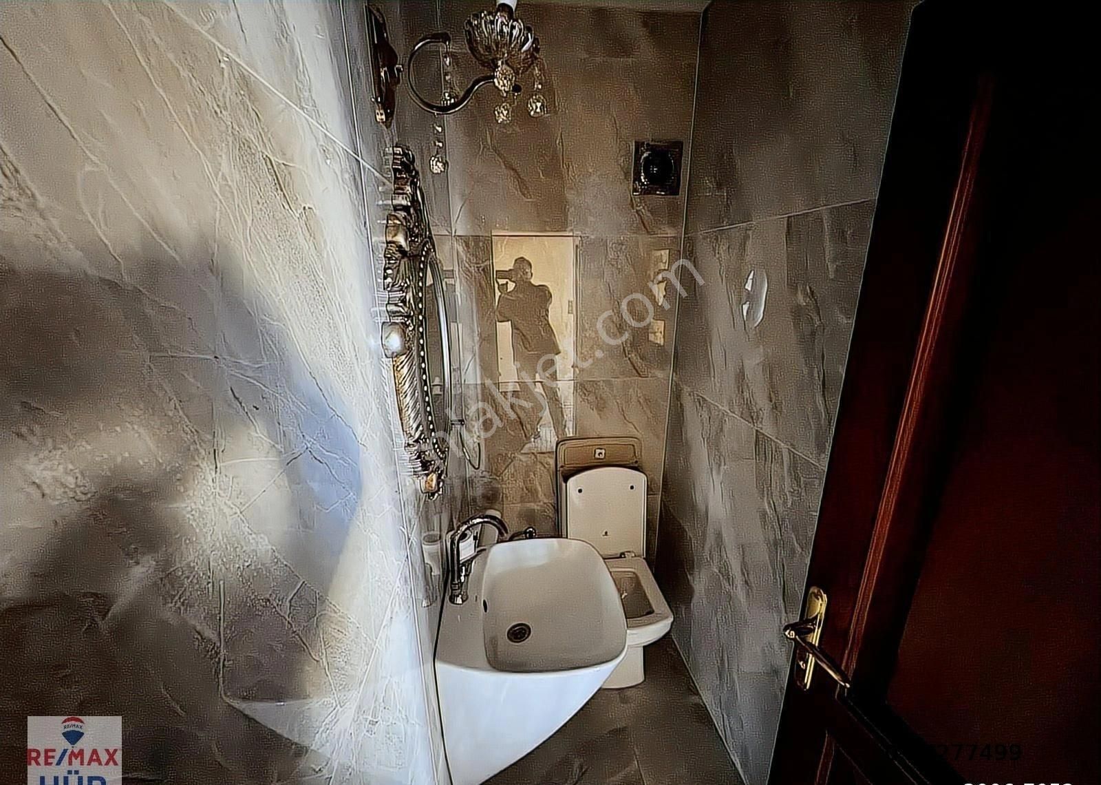 Remax Hür'den Serdivan Adatıp Mevki Yol Üzeri Satılık Villa - Görsel 20