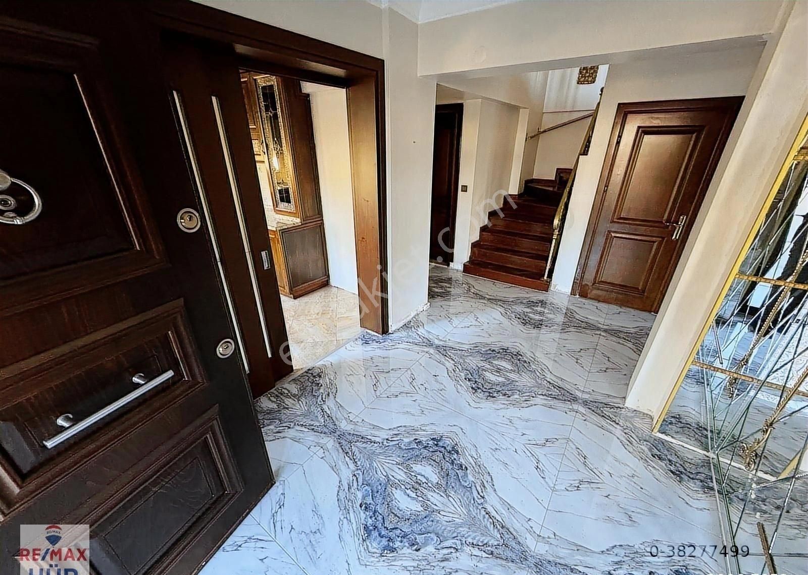 Remax Hür'den Serdivan Adatıp Mevki Yol Üzeri Satılık Villa - Görsel 5