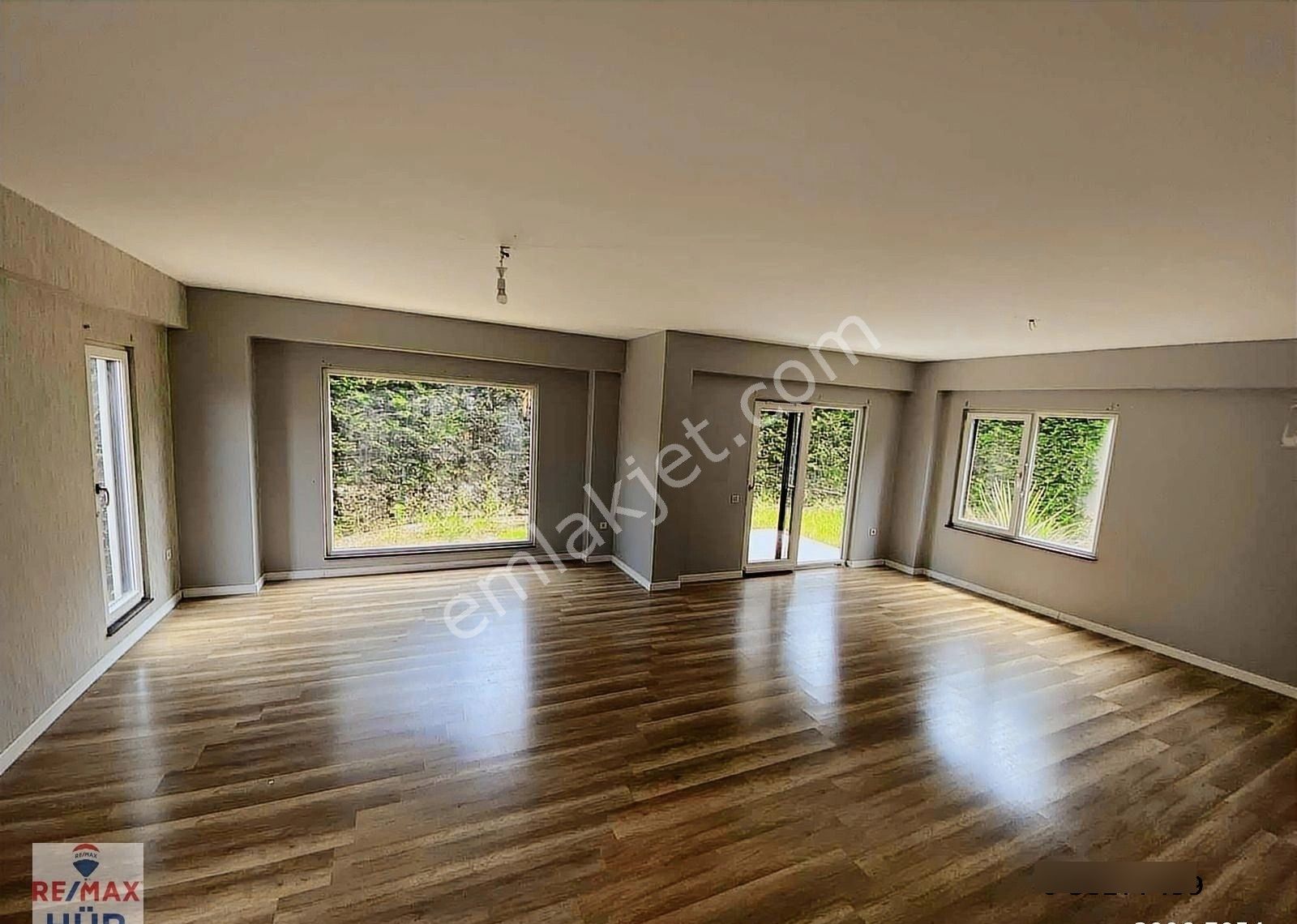 Remax Hür Gamze Topçu'dan Kuvars Sitesinde Satılık Lüks Villa - Görsel 45