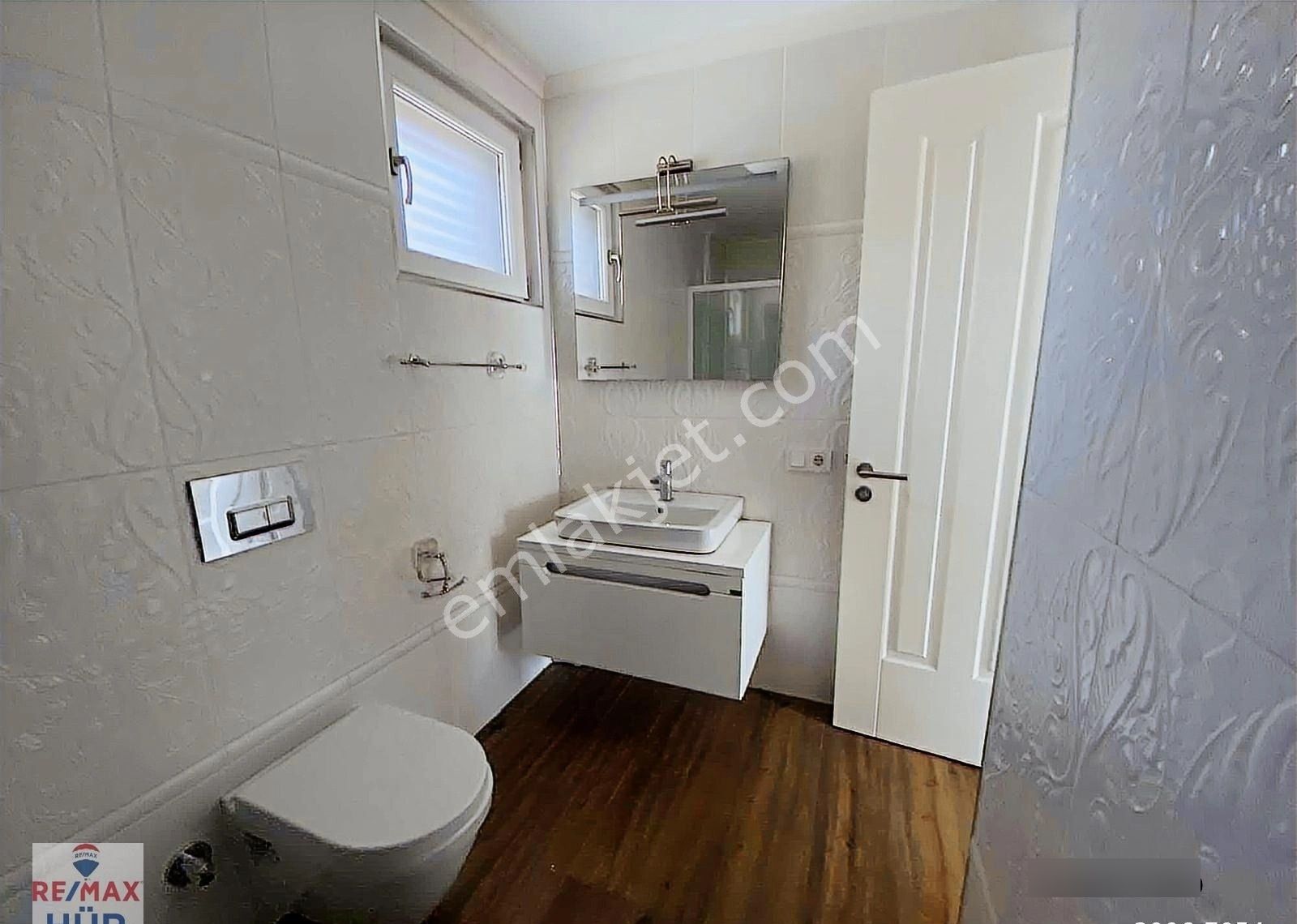 Remax Hür Gamze Topçu'dan Kuvars Sitesinde Satılık Lüks Villa - Görsel 38