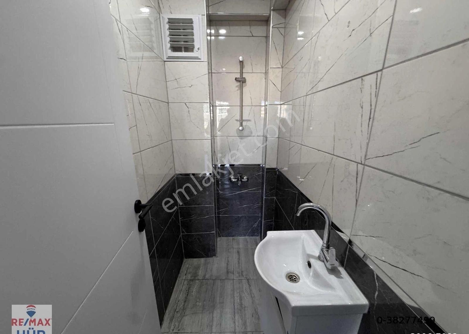 Yeni Çarşamba Pazarı Yanı Kiralık Lüks 3+1 Daire - Görsel 2