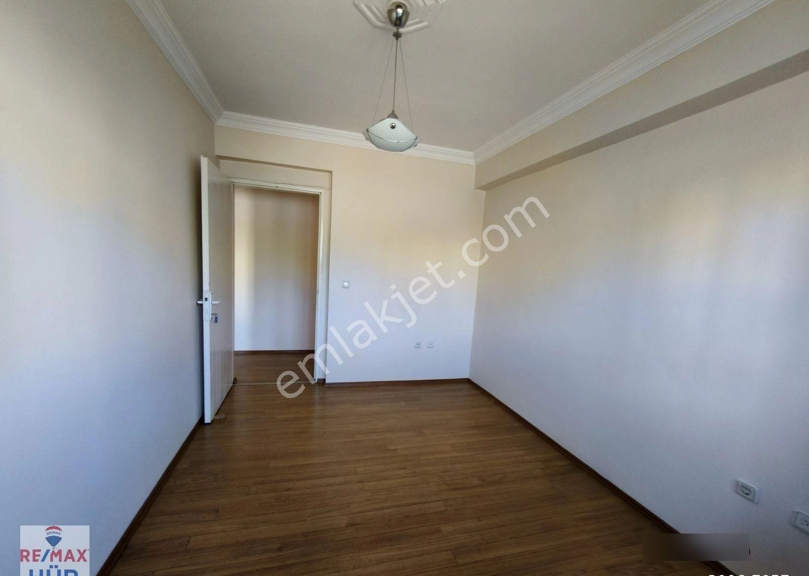 Remax-hür Fatma Yıldız Dan Karaman Da Kiralık 3+1 Daire - Görsel 15