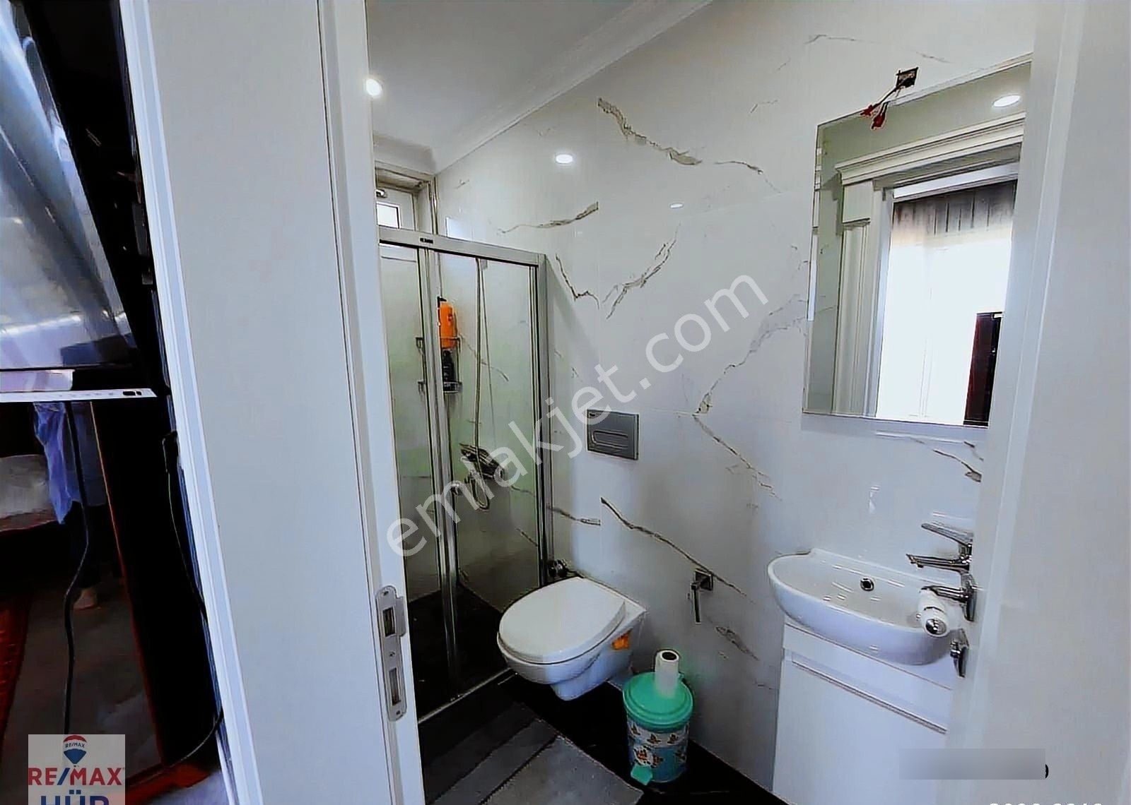 Remax-hür Fatma Yıldız Dan Satılık Havuzlu Villa - Görsel 22