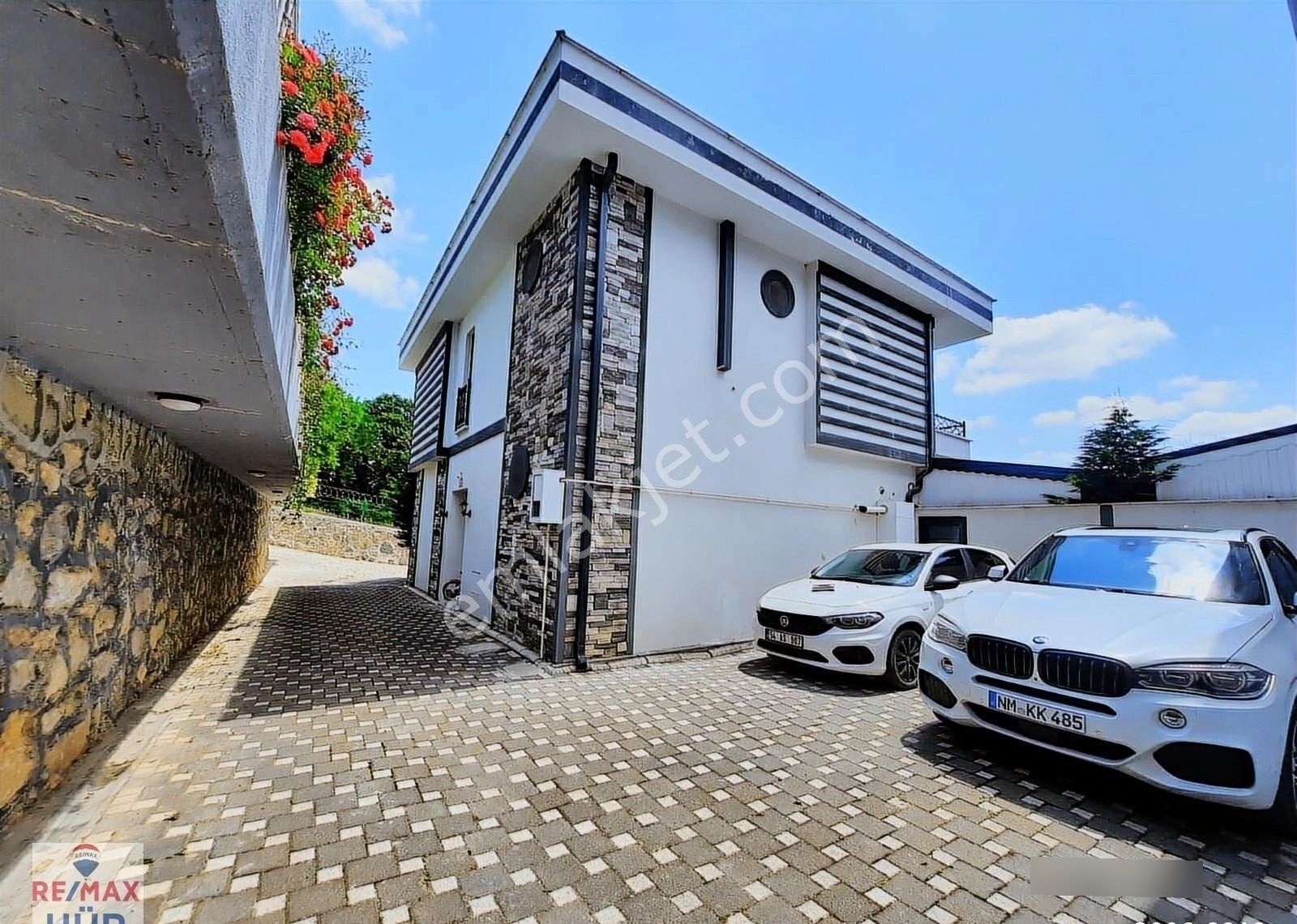 Remax-hür Fatma Yıldız Dan Satılık Havuzlu Villa - Görsel 6