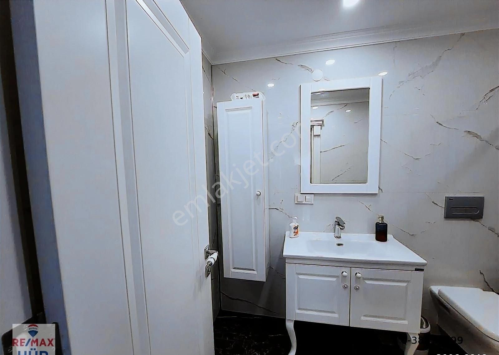 Remax-hür Fatma Yıldız Dan Satılık Havuzlu Villa - Görsel 8