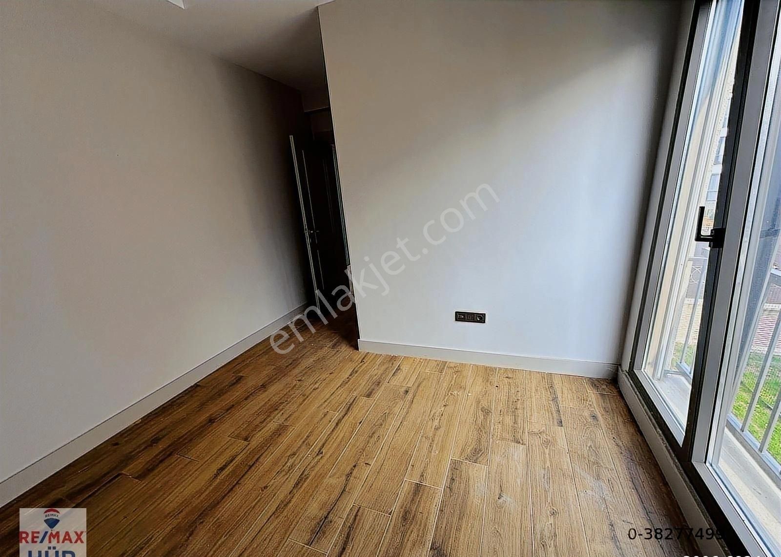 Remax Hür Ayfer Sever'den Satılık Havuzlu Villa - Görsel 14