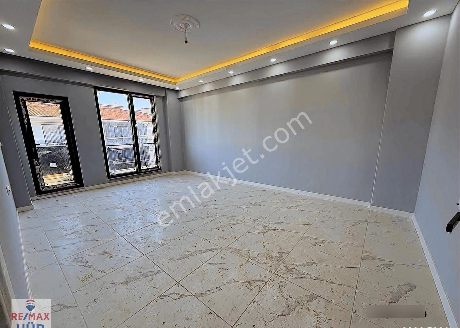 Ömer İnan Remax Hür Arifiye Fatih 2+1 Kiralık 100m2 Sıfır Daire - Görsel 4