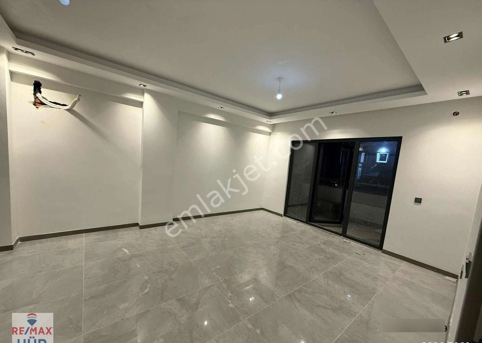 Ömer İnan Remax Hür Neviye Mah. 3+1 3.cü Kat Sıfır Daire - Görsel 6