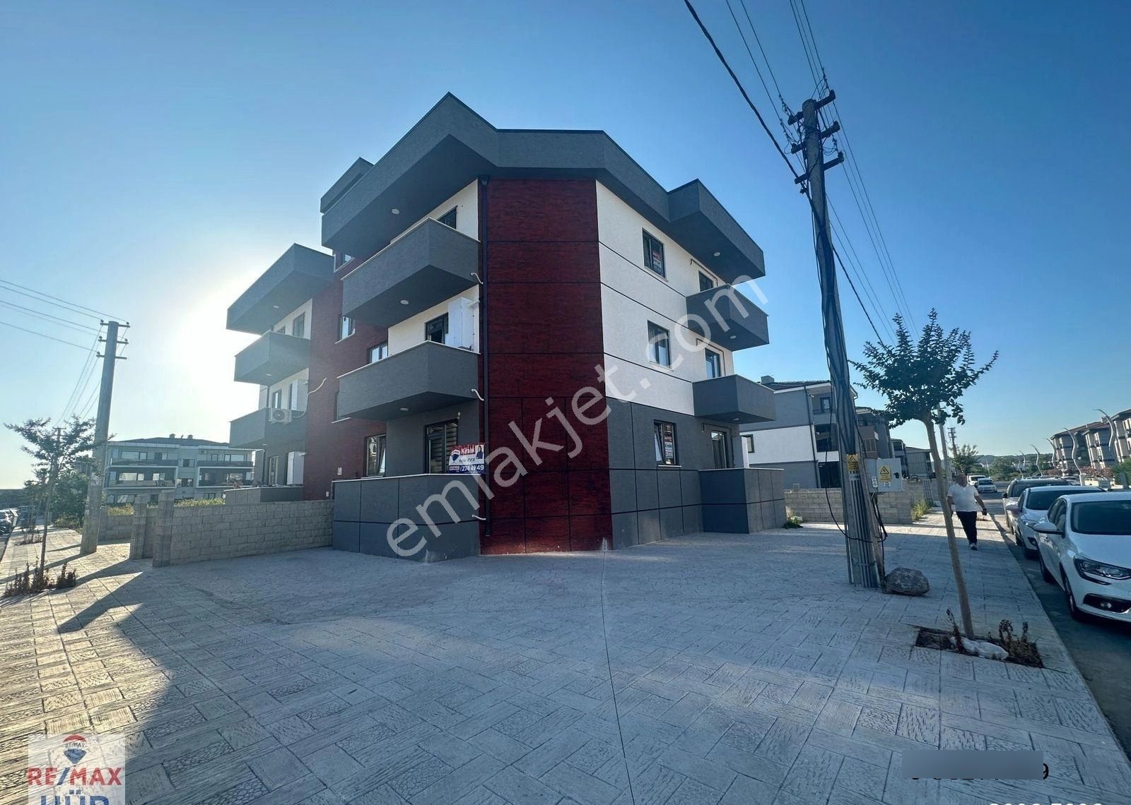 Remax Hür'den Kiralık Ful Eşyalı 2+1 Daire Yeni Stad Civarı - Görsel 4