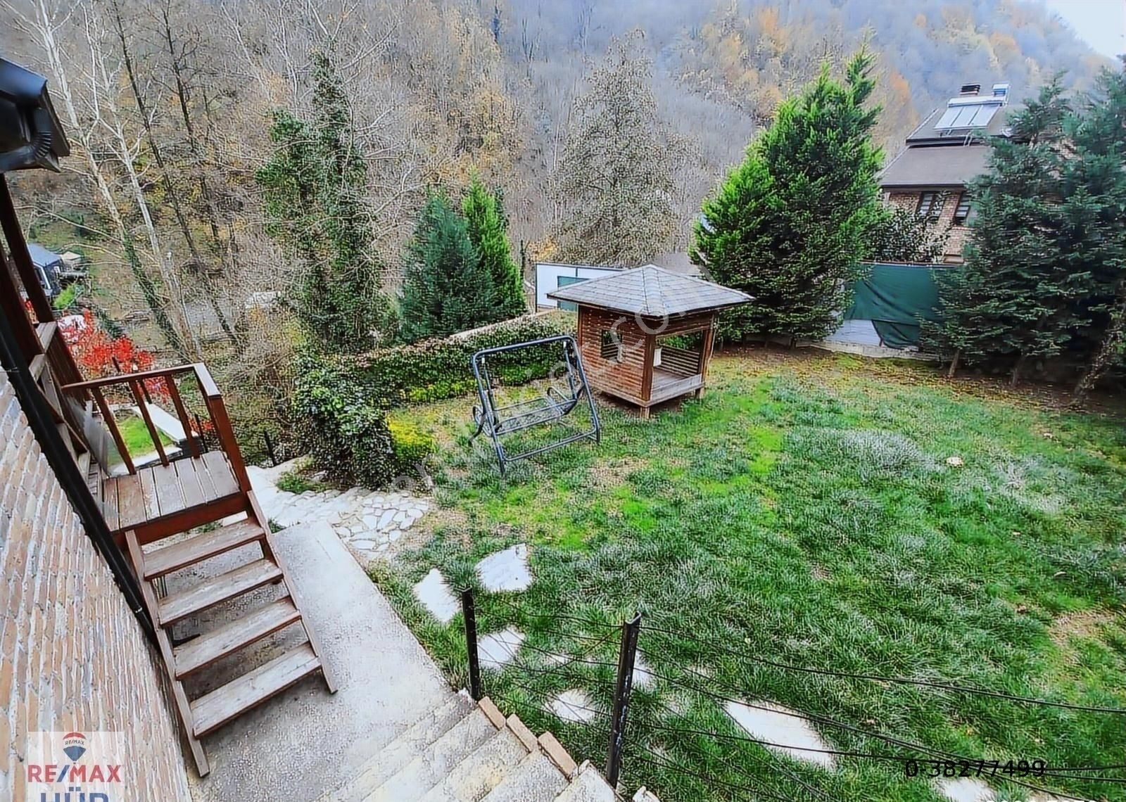 Geniş Arsa İçerisinde 4+1villa/misafirhaneli/ofisli/spor Salonlu - Görsel 18