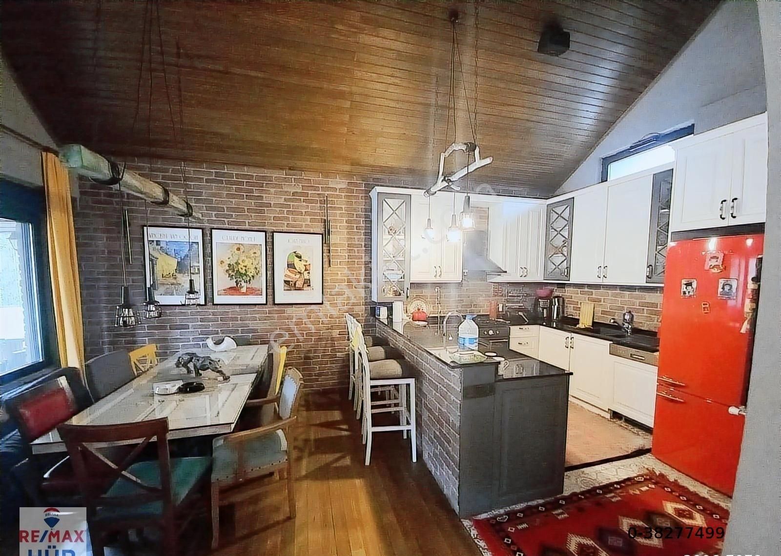 Geniş Arsa İçerisinde 4+1villa/misafirhaneli/ofisli/spor Salonlu - Görsel 23