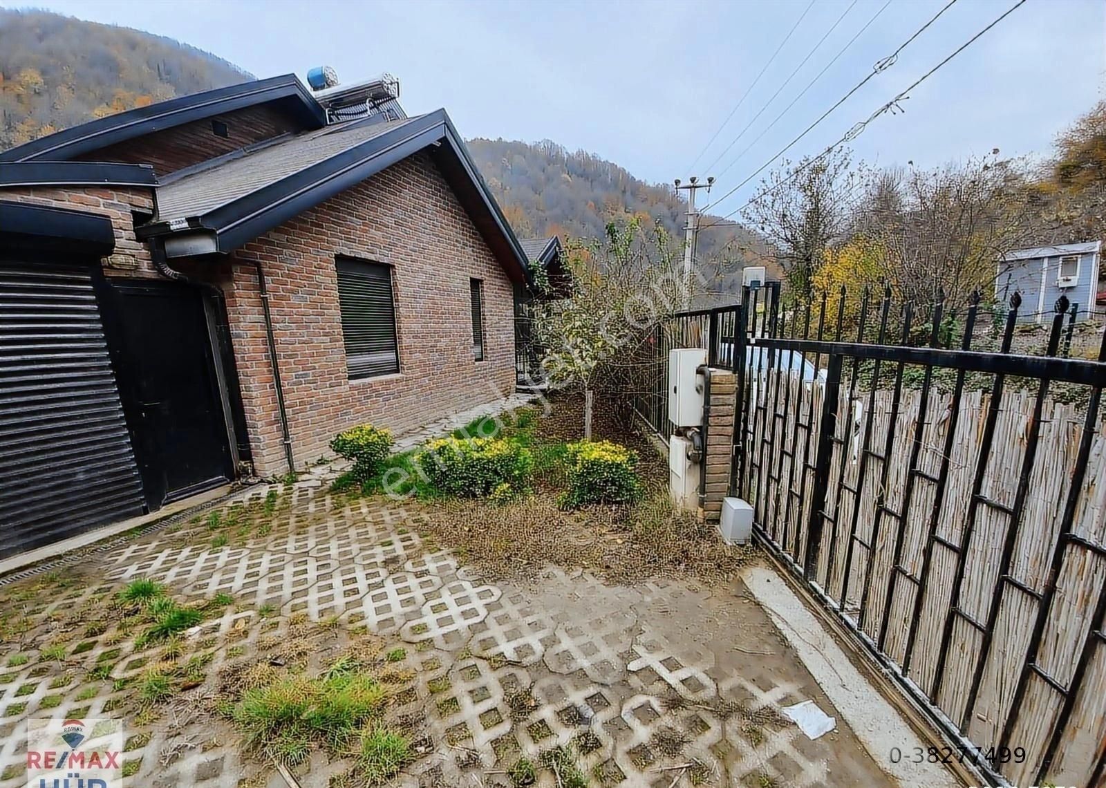 Geniş Arsa İçerisinde 4+1villa/misafirhaneli/ofisli/spor Salonlu - Görsel 6