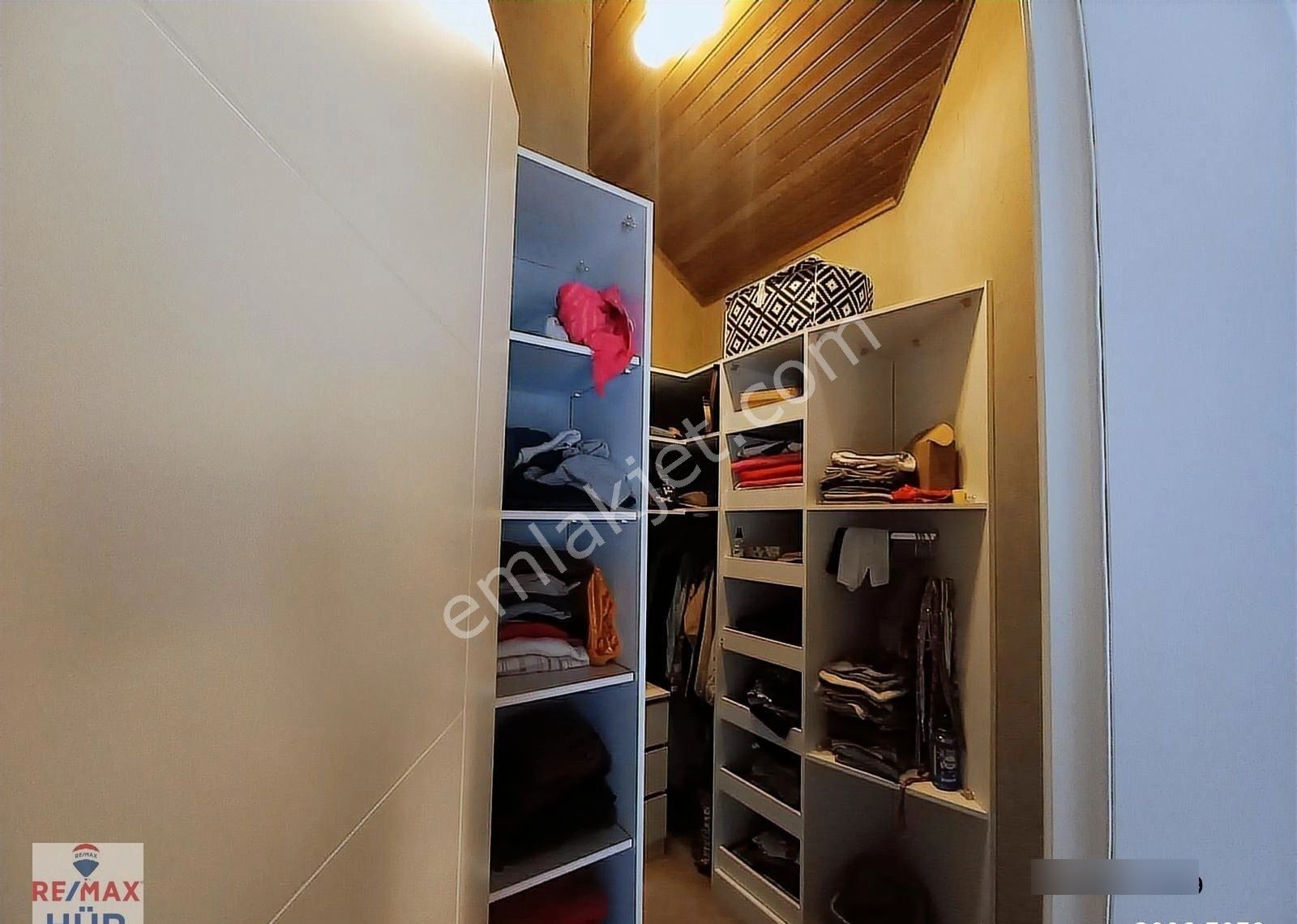 Geniş Arsa İçerisinde 4+1villa/misafirhaneli/ofisli/spor Salonlu - Görsel 4