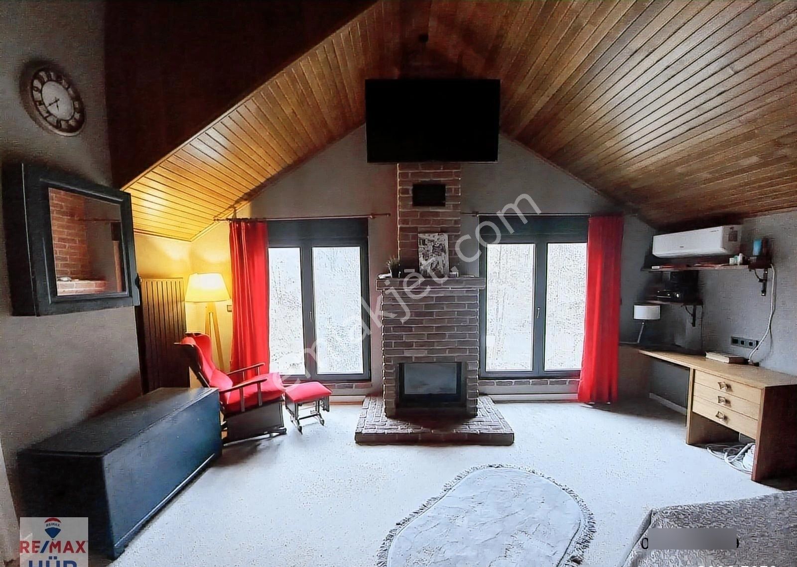 Geniş Arsa İçerisinde 4+1villa/misafirhaneli/ofisli/spor Salonlu - Görsel 8