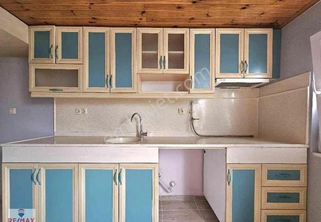 Remax Hür'den Köprübaşı'nda Kiralık 2+1 Daire - Görsel 15