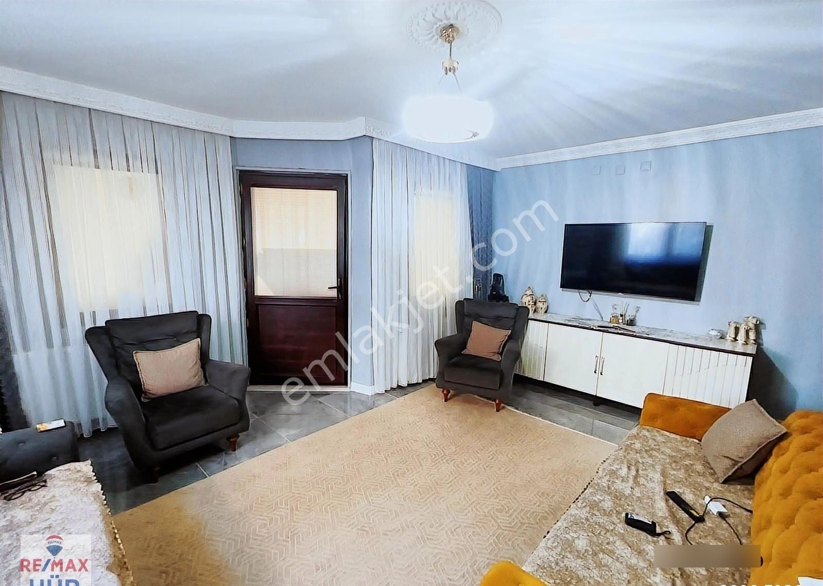 Remax Hür Özlem Şimşek'ten Sapancada Fırsat Triplex Villa - Görsel 26