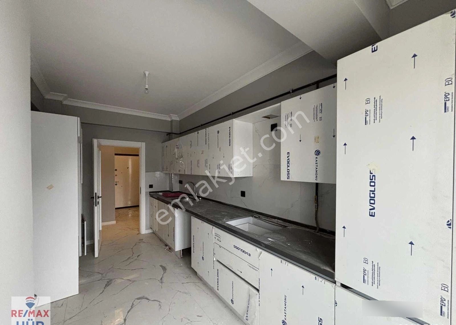 Remax-hür Müge Ergün Aydaş'tan Tekeler Mahallesi'nde Kiralık 3+1 - Görsel 11