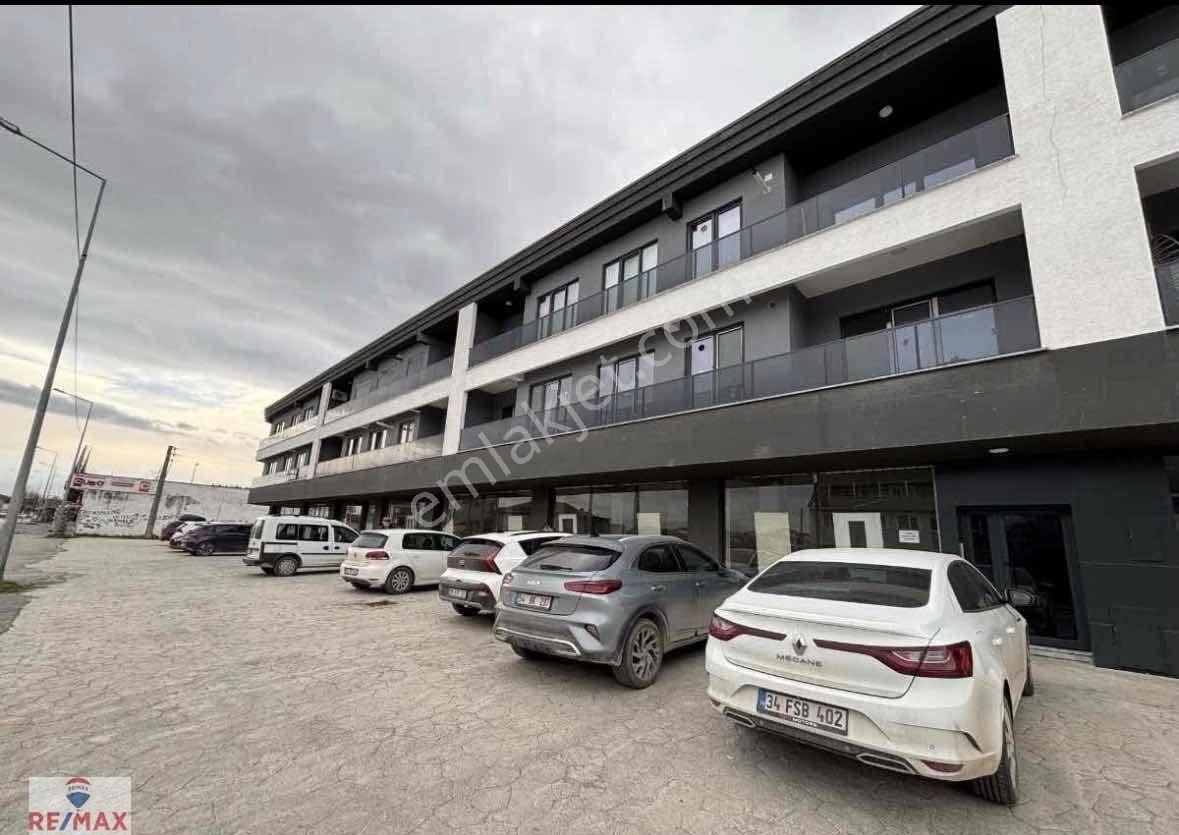 Remax-hür Müge Ergün Aydaş'tan Tekeler Mahallesi'nde Kiralık 3+1 - Görsel 10