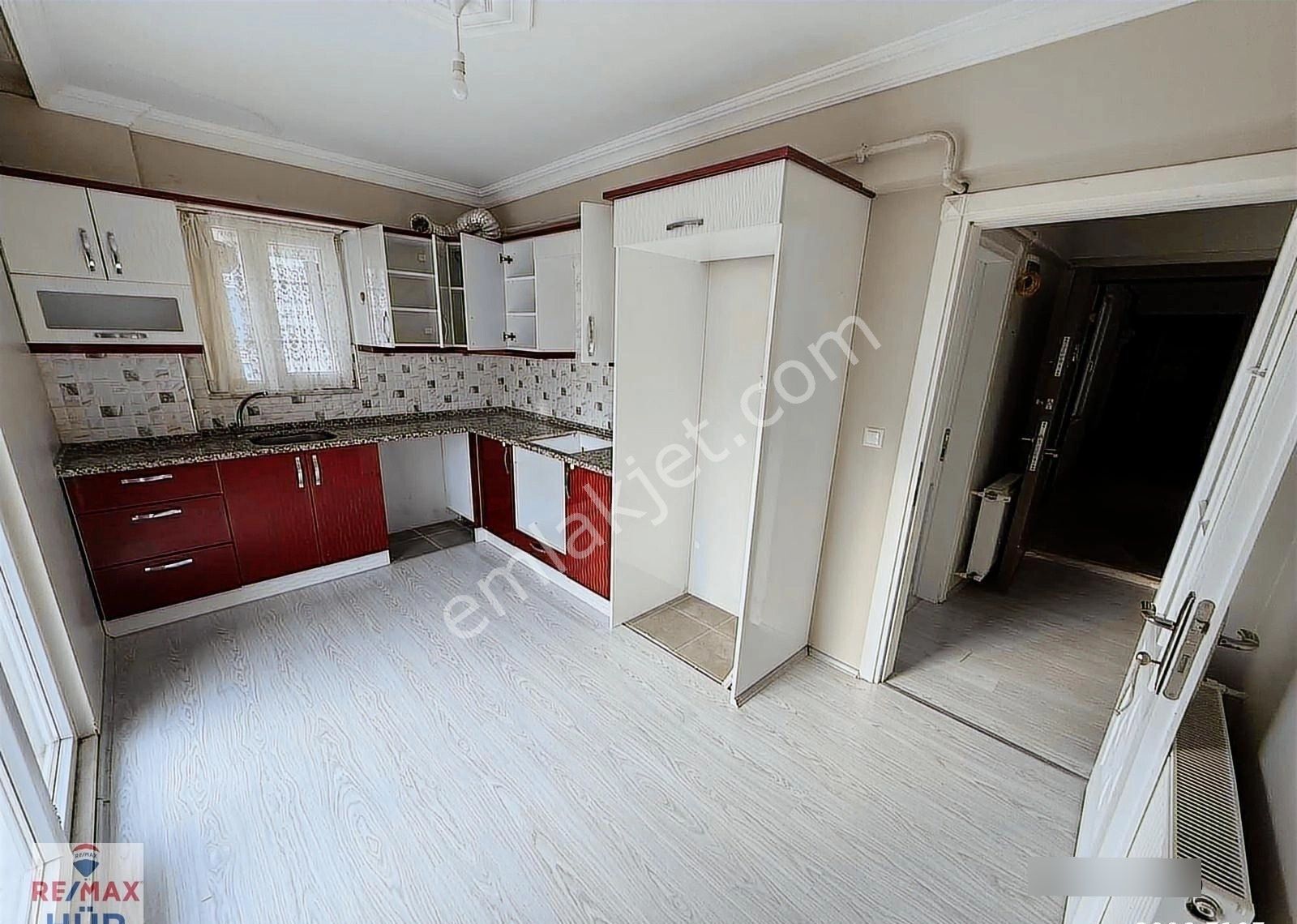 Ömer İnan Remax Hür Marketler Bölge 3+1 Kiralık Daire - Görsel 4