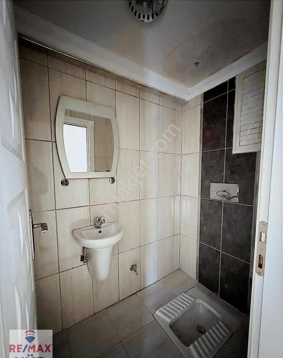 Ömer İnan Remax Hür Marketler Bölge 3+1 Kiralık Daire - Görsel 12