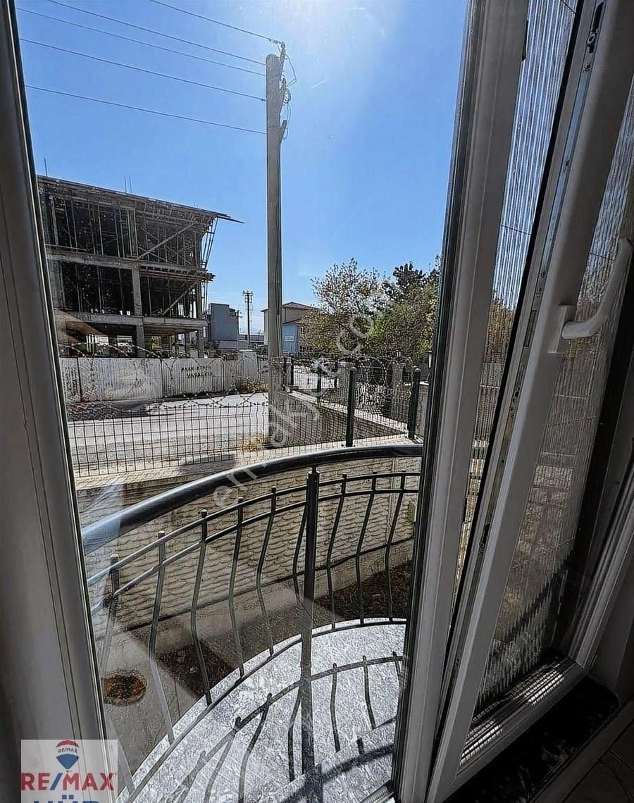 Remax Hür İlke Aydaş'tan Lüks Yaşam Geniş 3+1 Kiralık Daire - Görsel 2