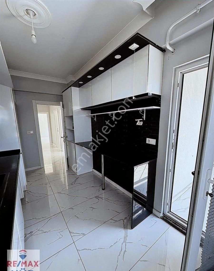 Remax Hür İlke Aydaş'tan Lüks Yaşam Geniş 3+1 Kiralık Daire - Görsel 3