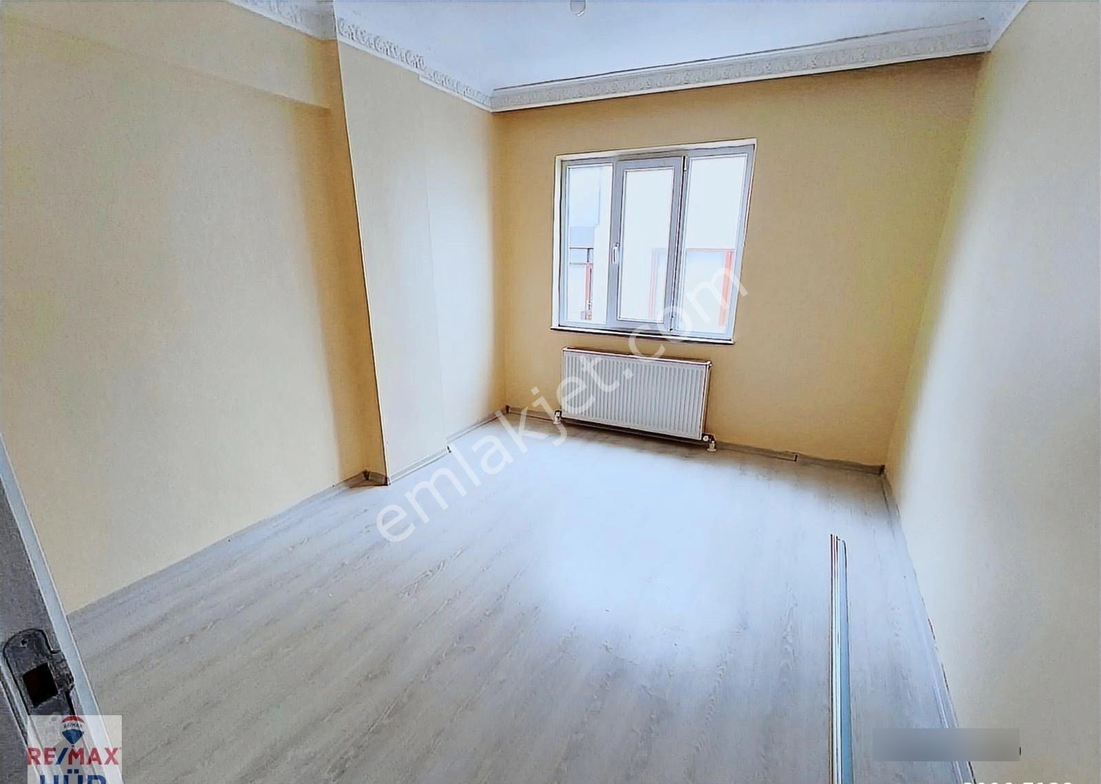 Remax Hür Özlem Şimşek'ten Arifiye'de Kiralık 3+1 Daire - Görsel 17
