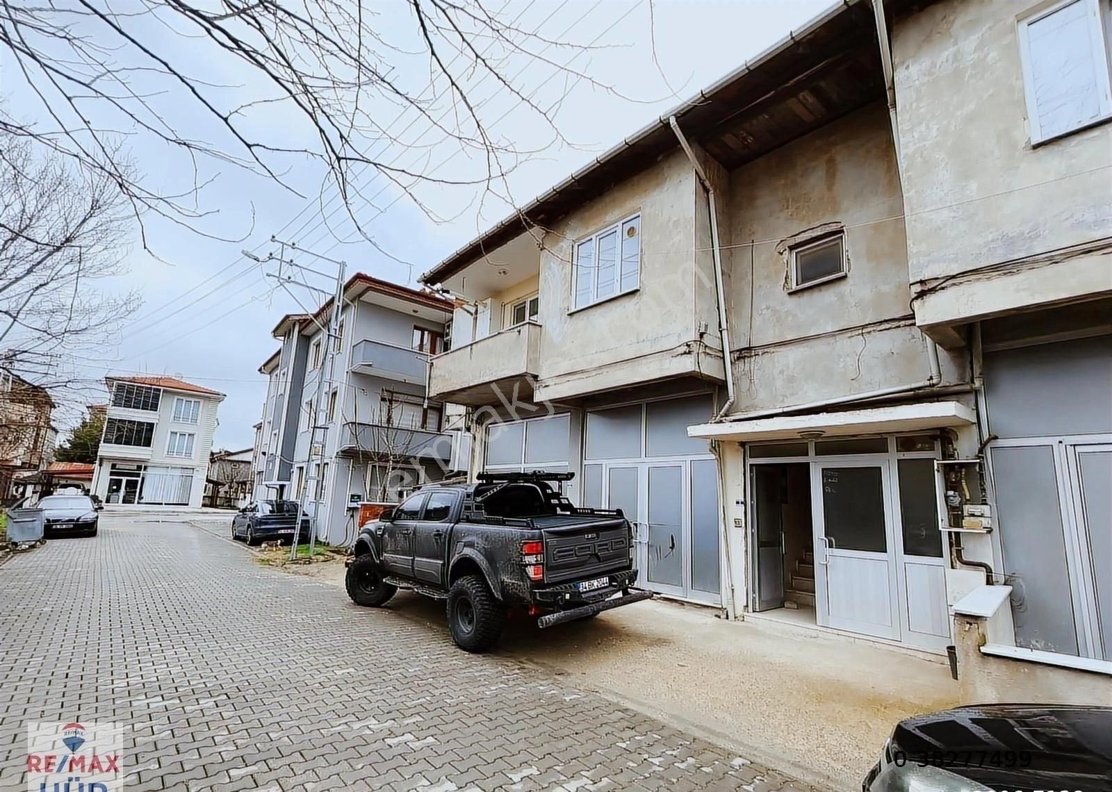 Remax Hür Özlem Şimşek'ten Arifiye'de Kiralık 3+1 Daire