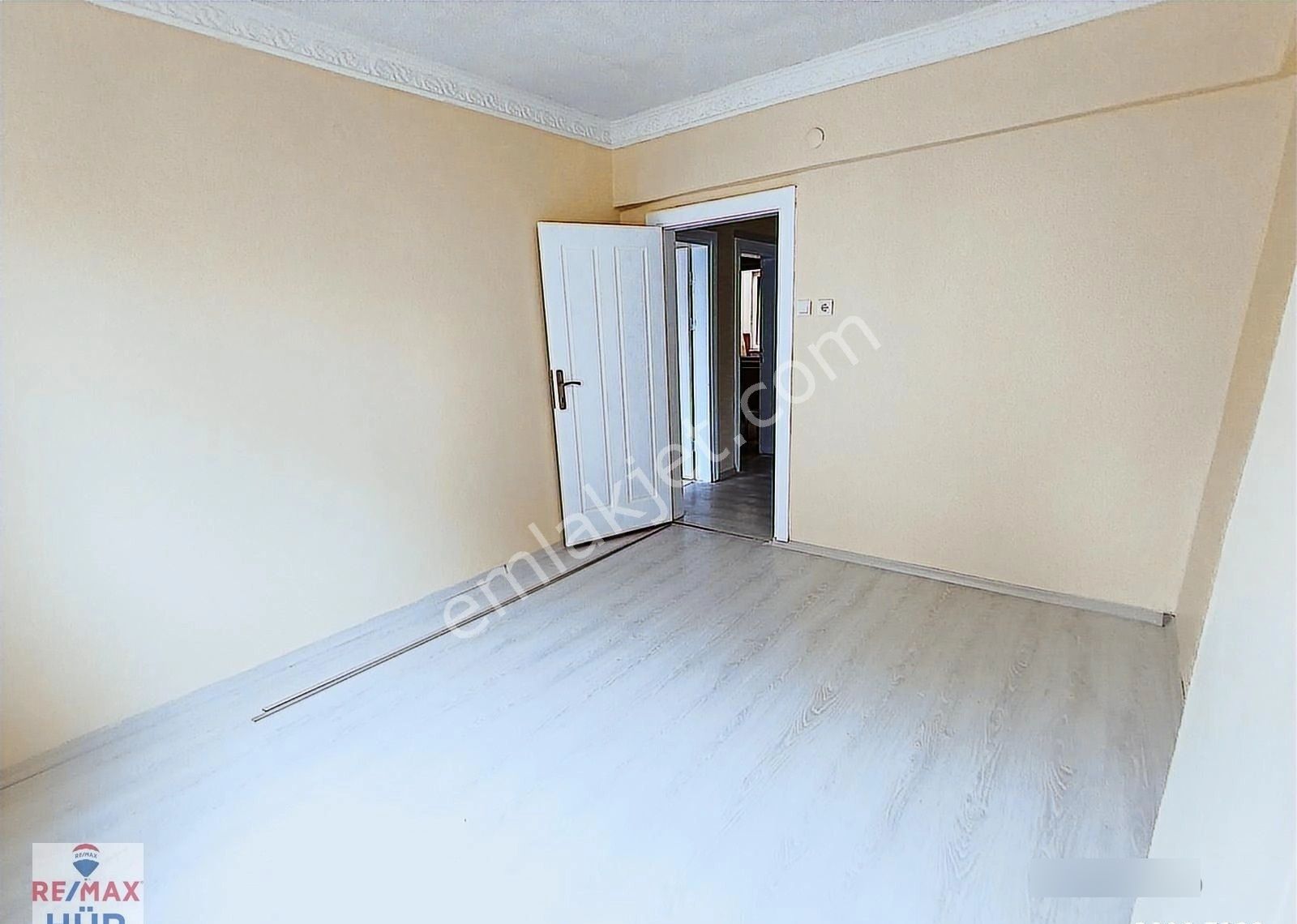 Remax Hür Özlem Şimşek'ten Arifiye'de Kiralık 3+1 Daire - Görsel 6